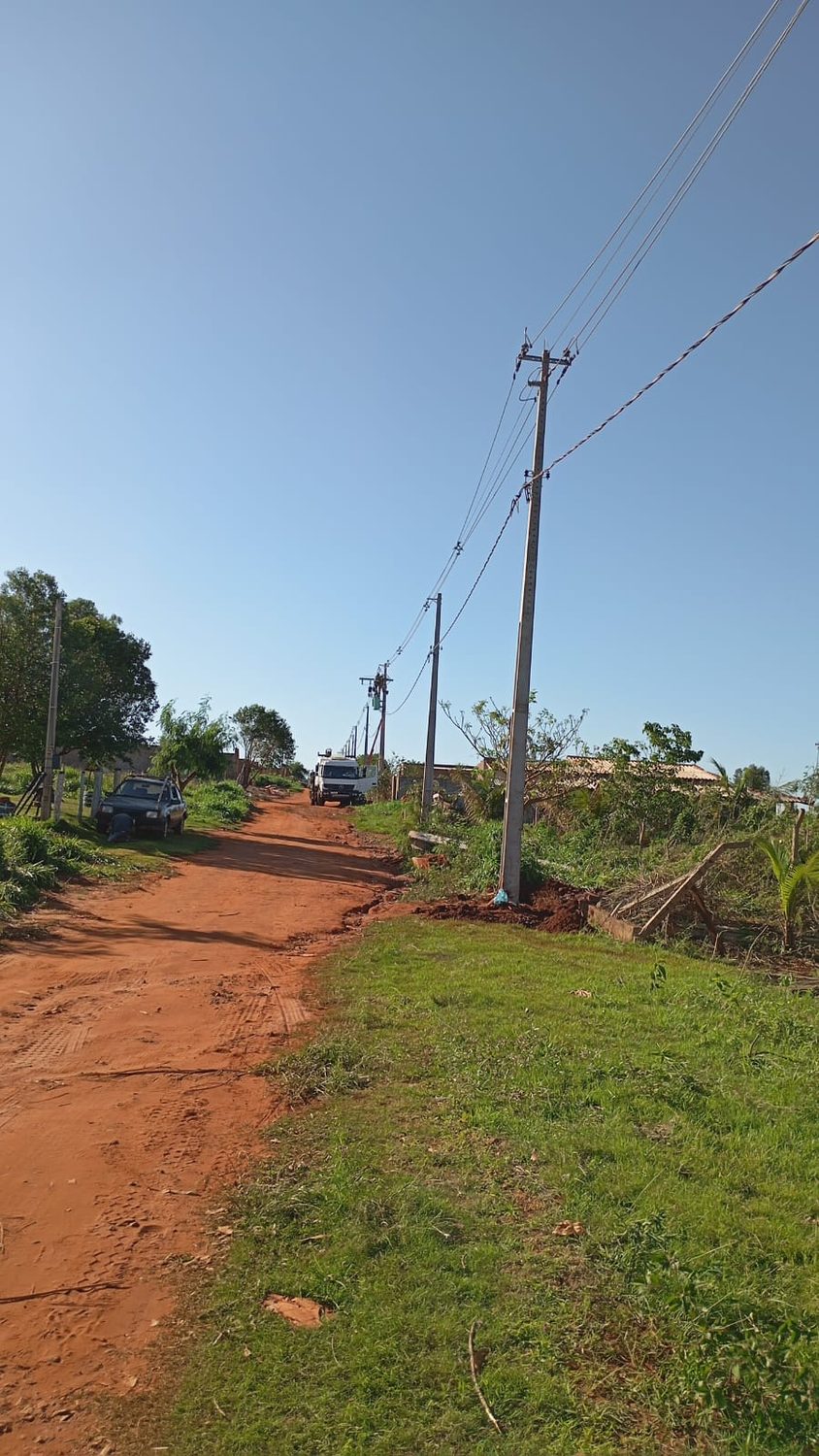 Equipe da Bertaglia em atendimento de rede elétrica